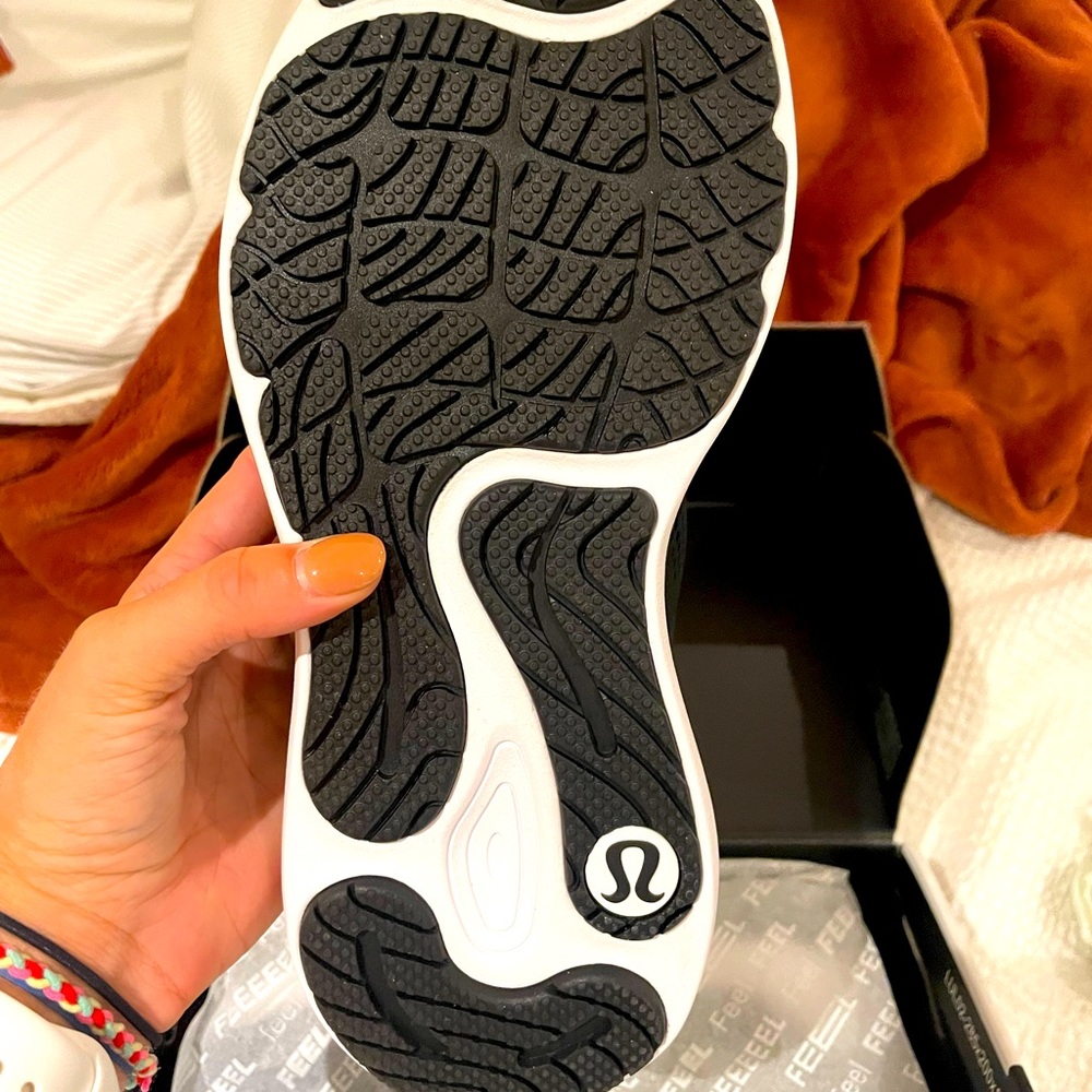 Lululemon Women’s BlissFeel Run